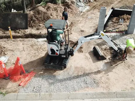 Mini-Excavator